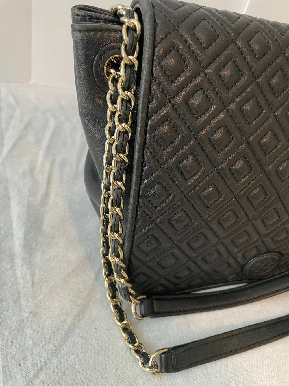 Tory Burch good used